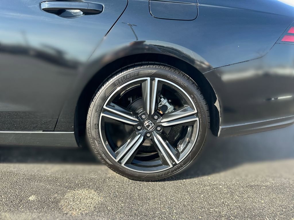 Used 2023 Honda Accord Sport image 19