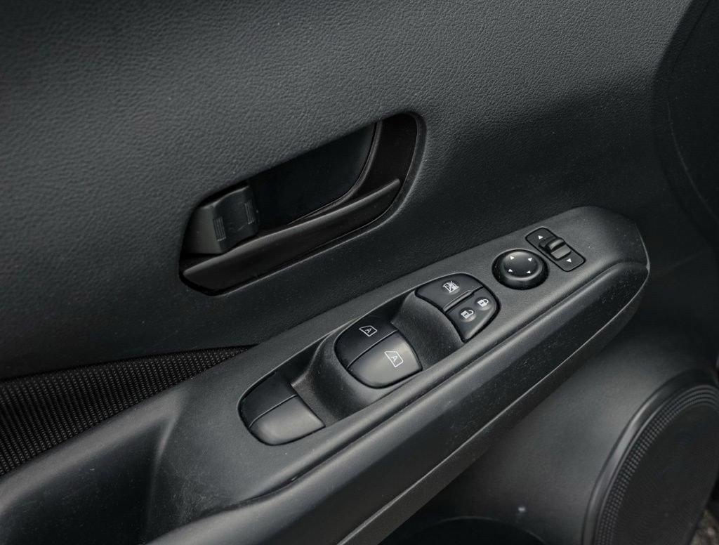 Used 2024 Nissan Kicks S FWD image 14