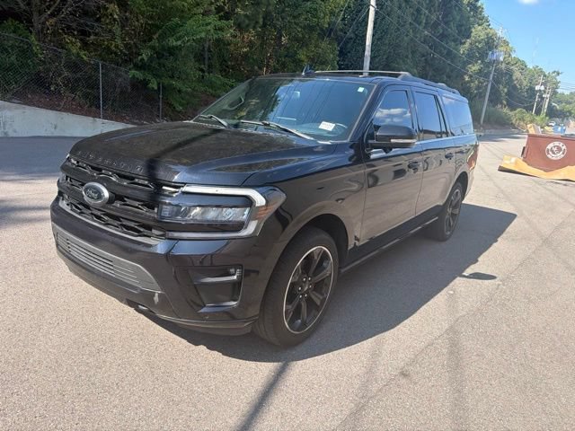 Certified 2023 Ford Expedition Max Limited AWD/4WD image 3