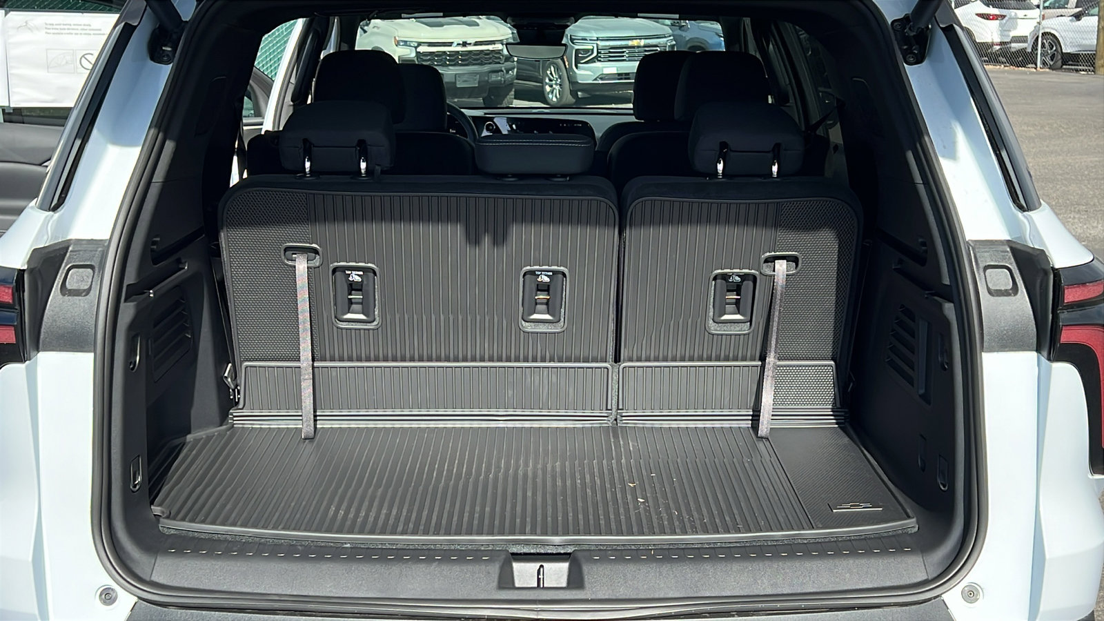 New 2026 Chevrolet Traverse LT w/ Midnight/Sport Edition image 11