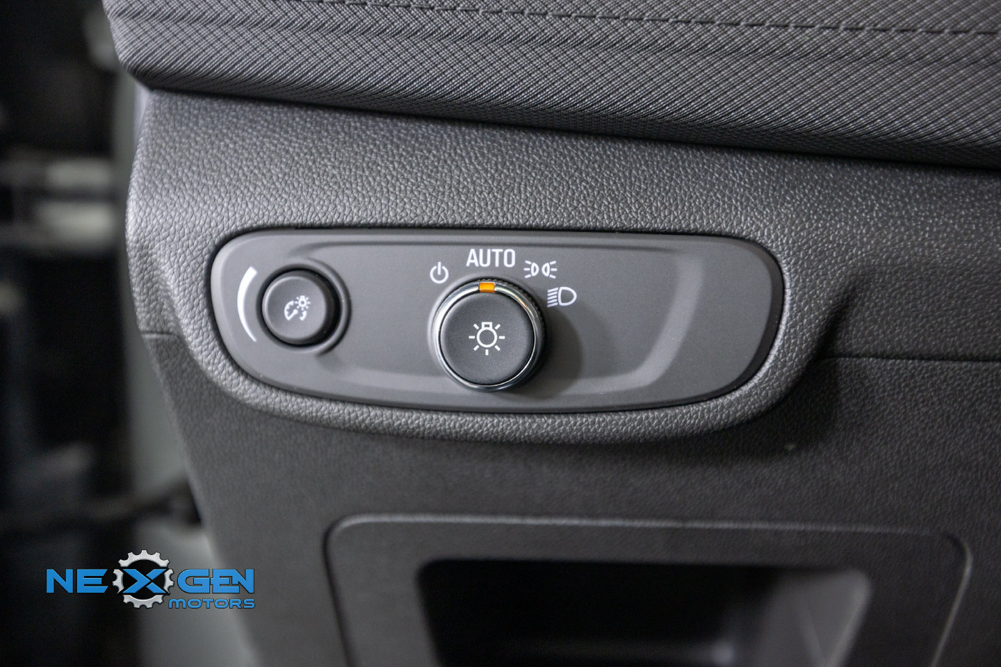 Used 2026 Chevrolet TrailBlazer LT AWD/4WD image 14