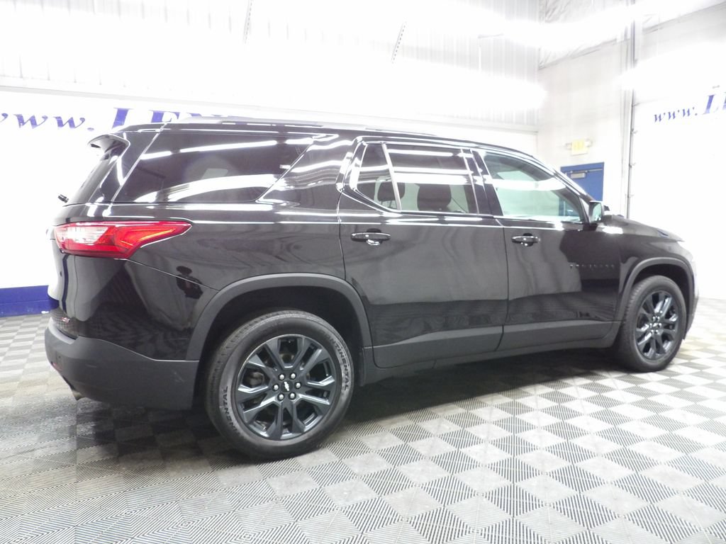 Used 2021 Chevrolet Traverse RS w/ LPO, Floor Liner Package AWD/4WD image 5