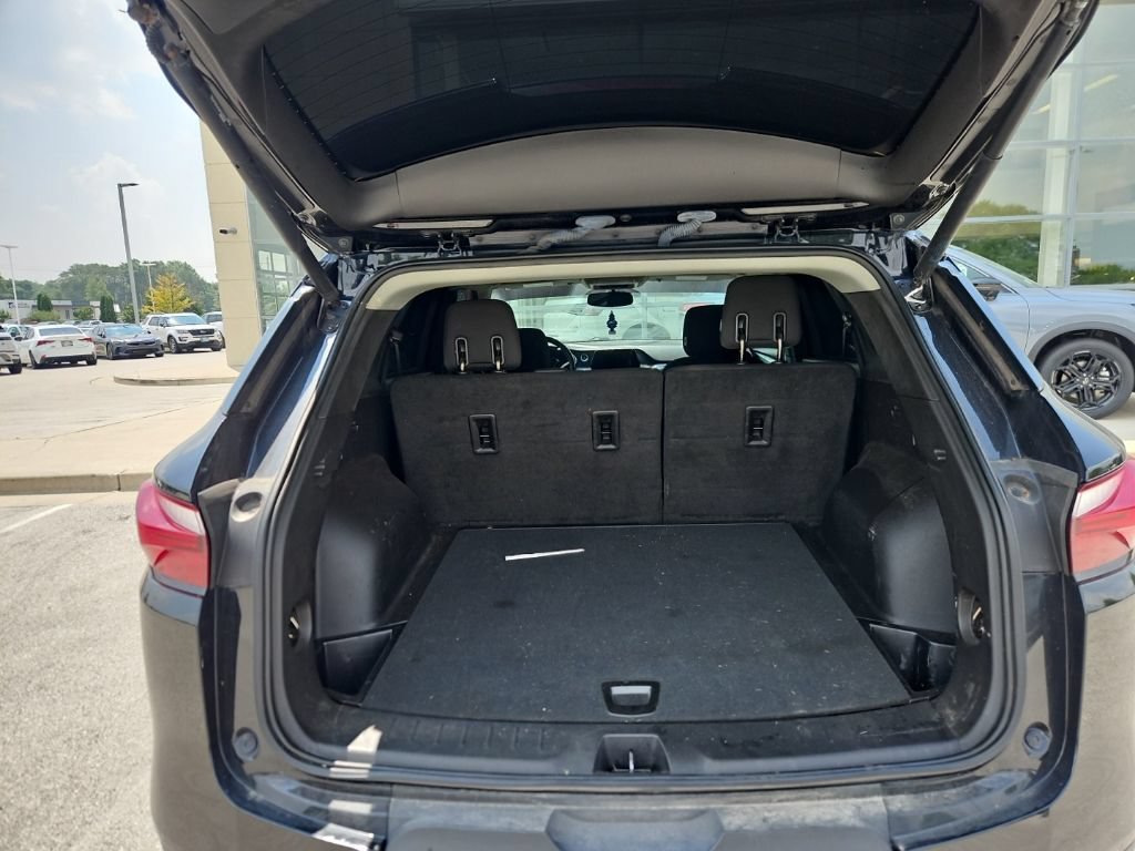 Used 2019 Chevrolet Blazer LT FWD image 12