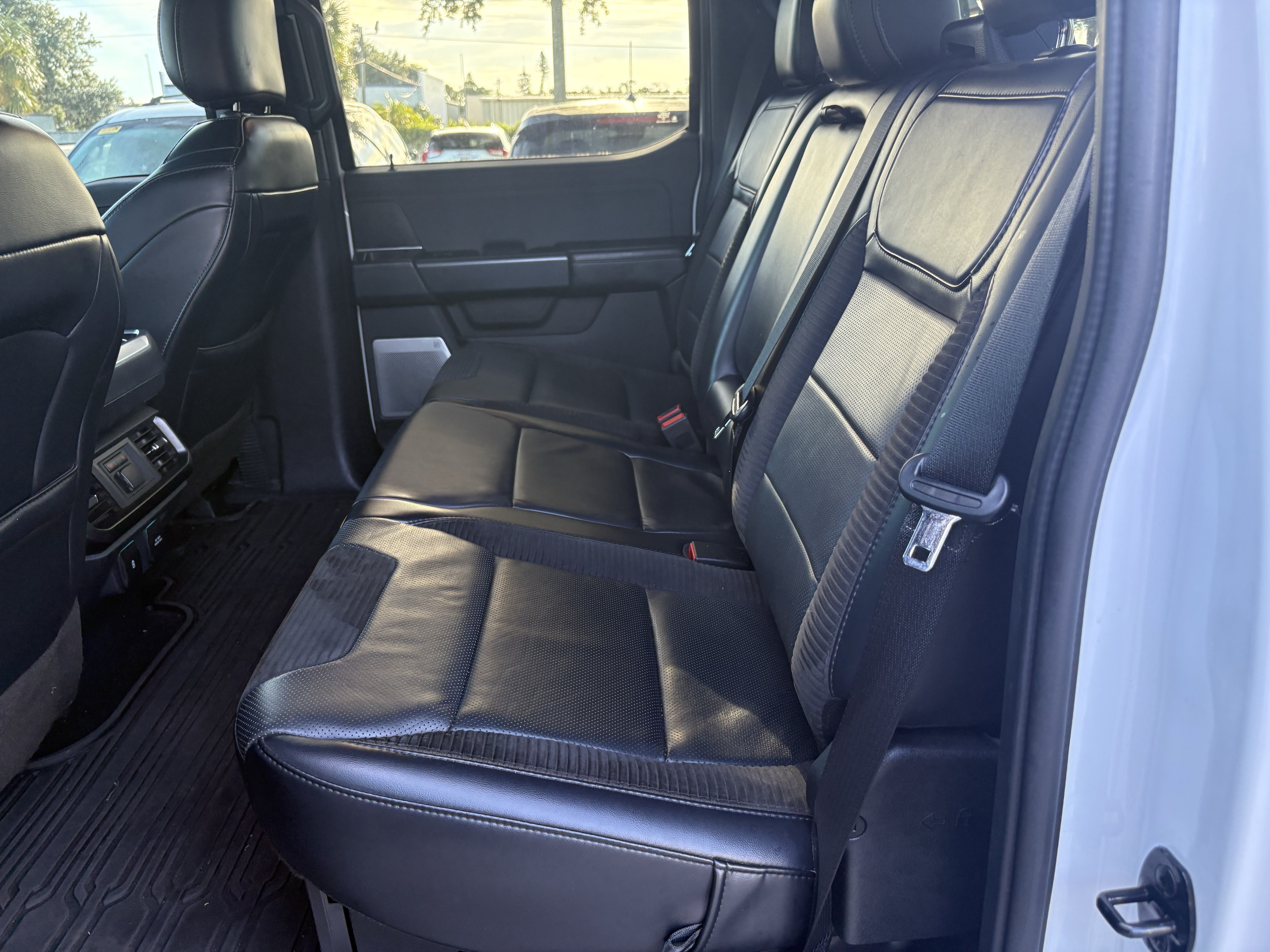 Used 2022 Ford F150 Raptor w/ Equipment Group 801A High AWD/4WD image 10