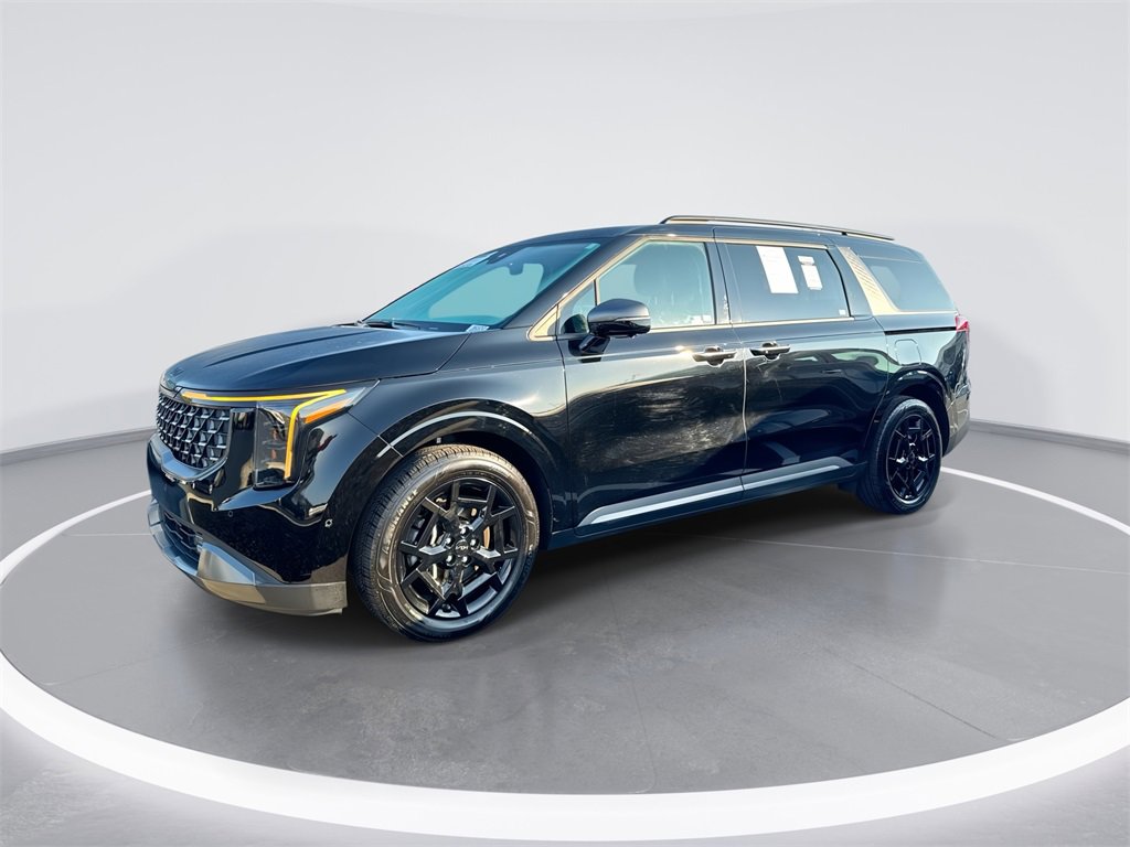 Used 2025 Kia Carnival SX Prestige image 5