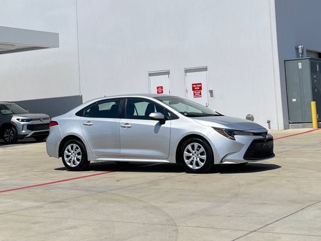 Used 2024 Toyota Corolla LE FWD image 8