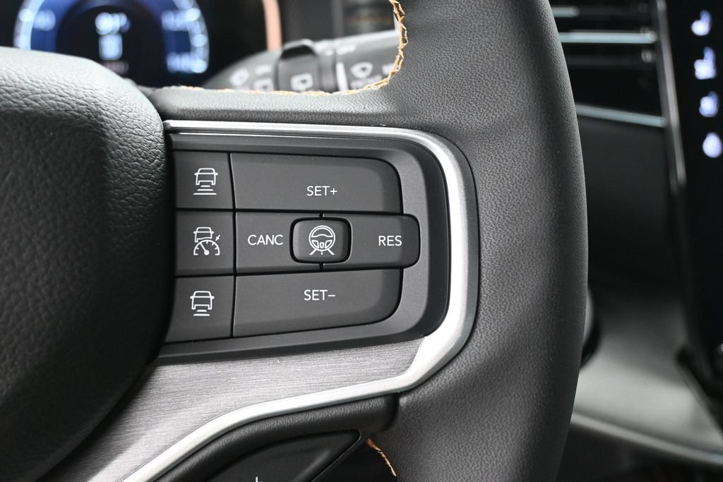 New 2026 Jeep Grand Wagoneer 4WD image 27
