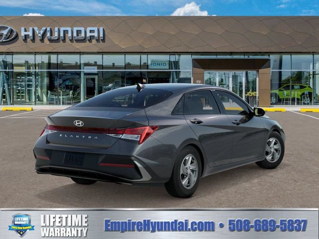 New 2026 Hyundai Elantra SE FWD image 4