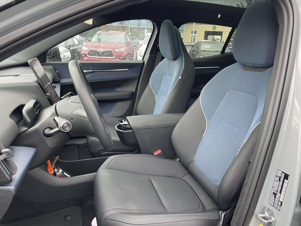 Used 2025 Volvo EX30 Ultra RWD image 7