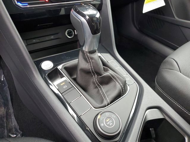 New 2026 Volkswagen Taos SEL image 26