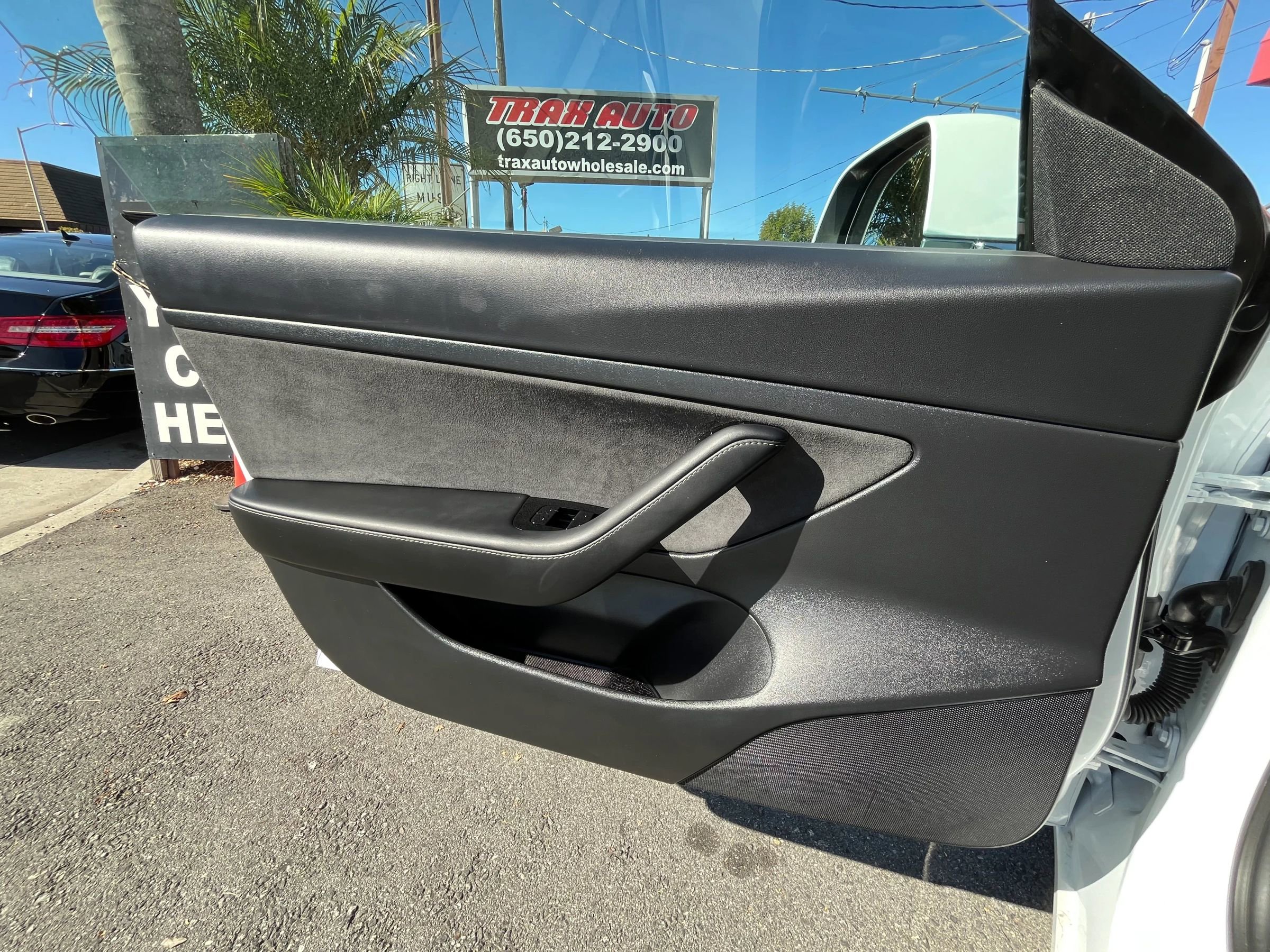 Used 2020 Tesla Model 3 Standard Range Plus image 15