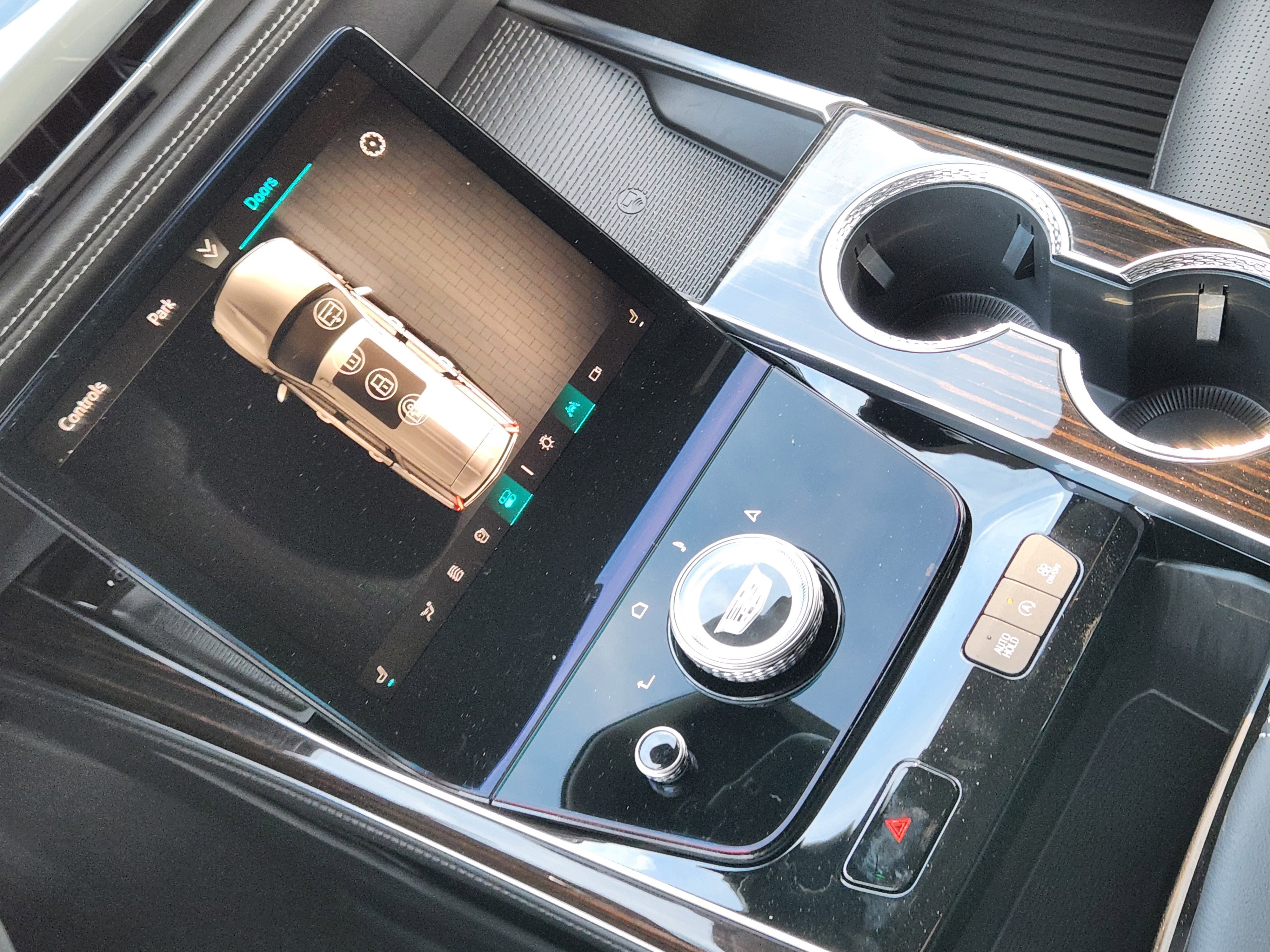 New 2026 Cadillac Escalade ESV Luxury w/ Touring Package image 16