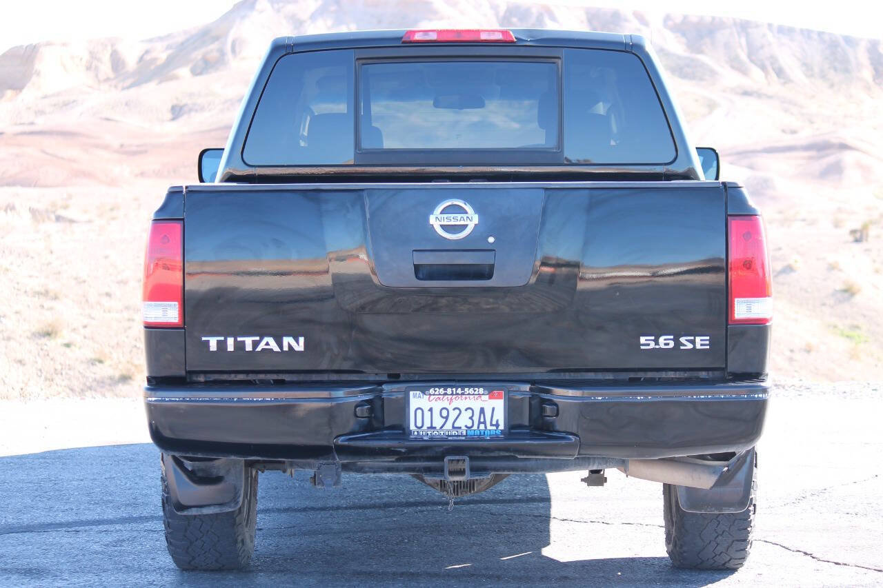 Used 2010 Nissan Titan SE RWD image 7