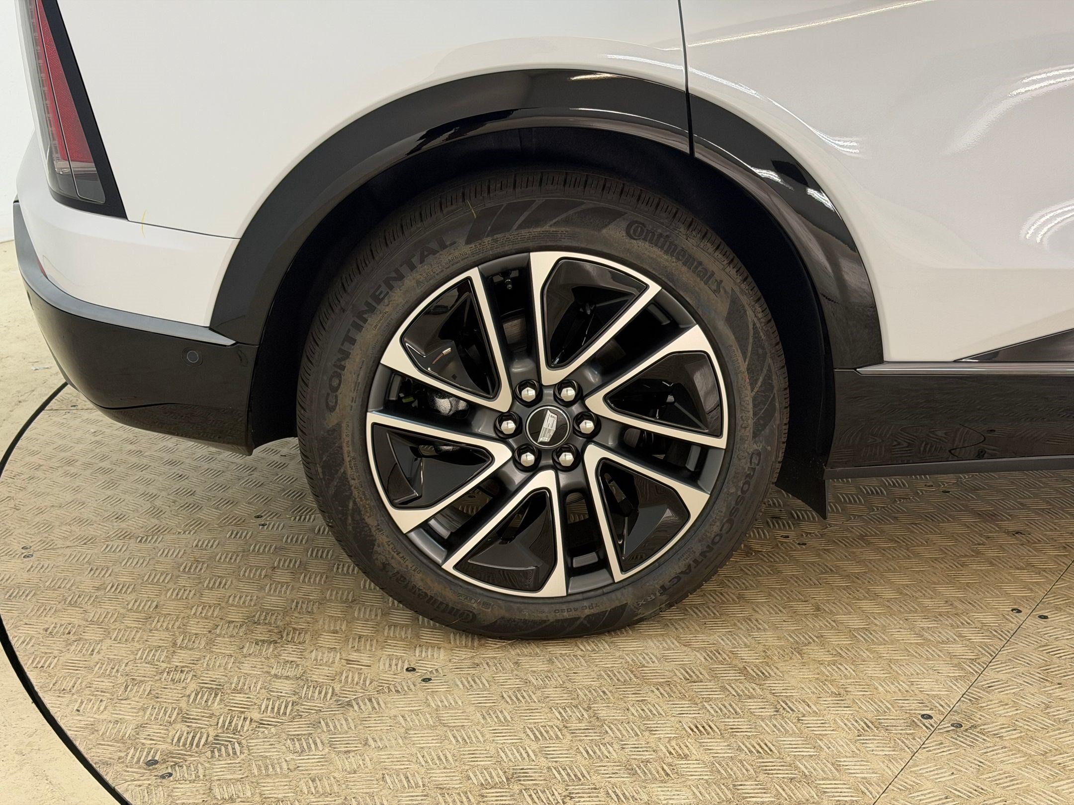 New 2027 Cadillac Optiq Sport RWD image 13