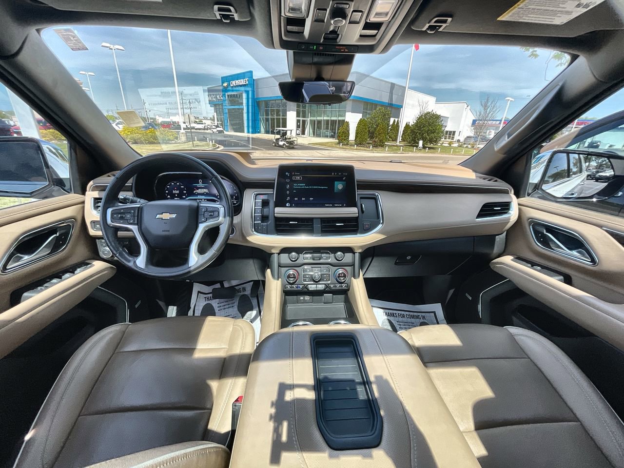 Used 2023 Chevrolet Suburban Premier AWD/4WD image 21