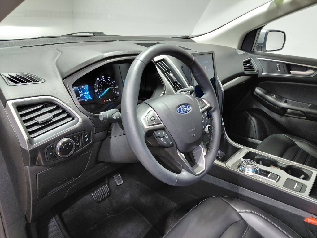 Certified 2024 Ford Edge SEL w/ Convenience Package AWD/4WD image 19