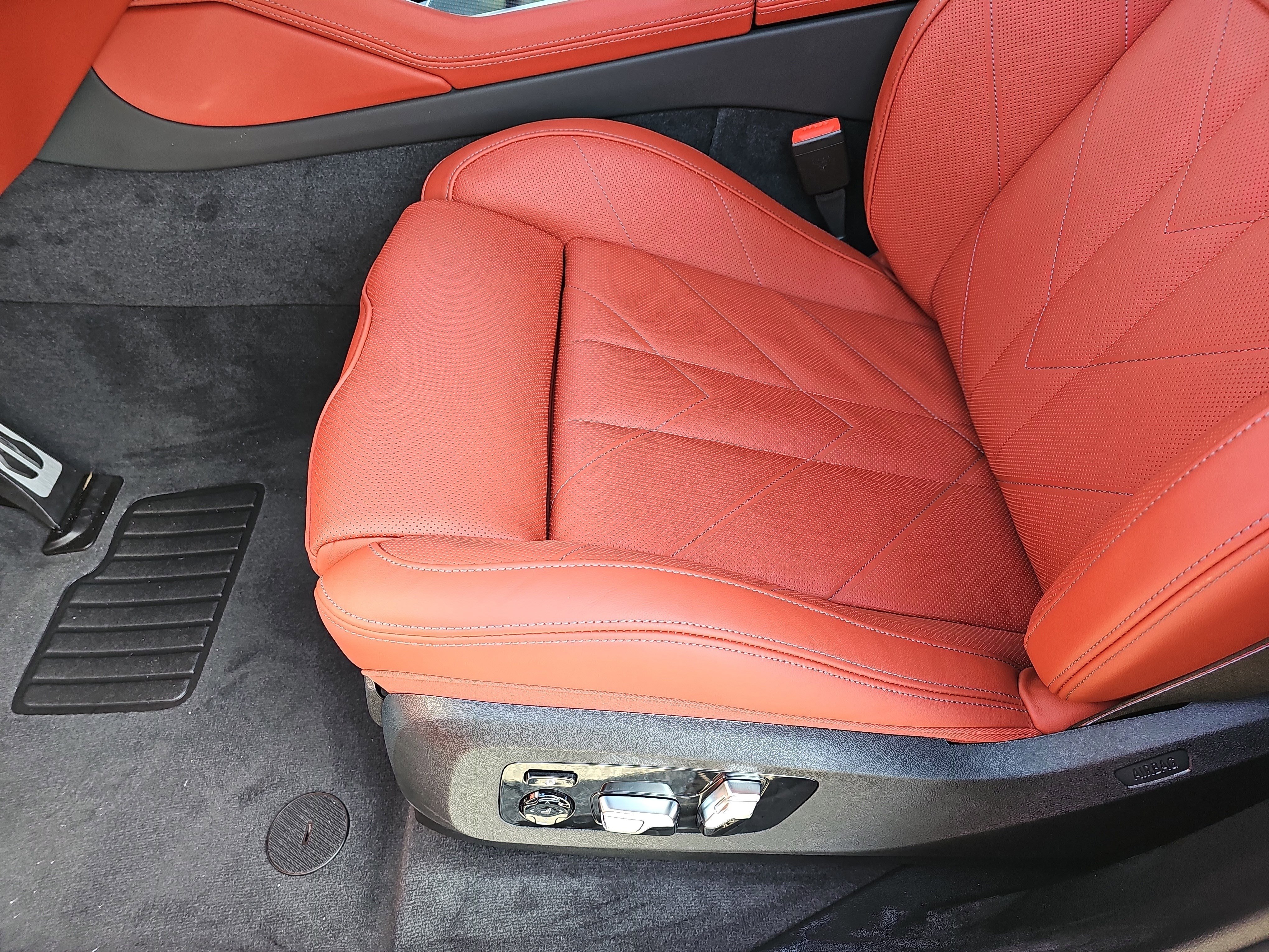 New 2026 BMW XM Label Red image 30
