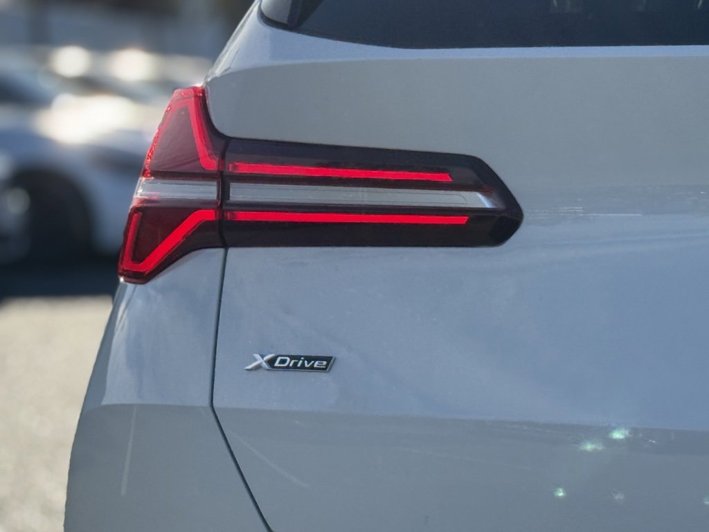 Used 2025 BMW X3 xDrive30i w/ Premium Package image 15