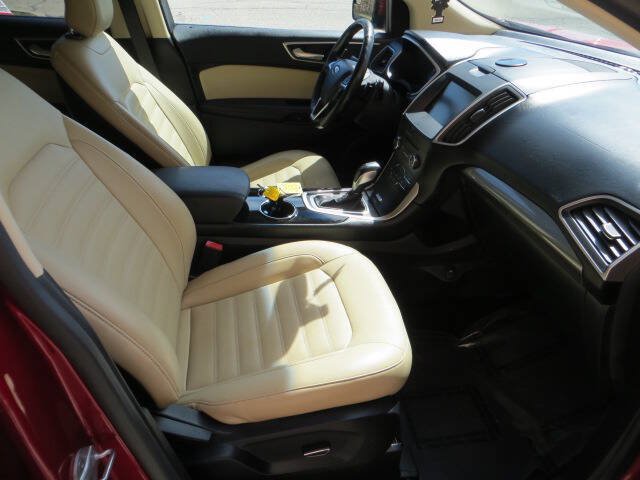 Used 2015 Ford Edge SEL w/ Canadian Comfort Package FWD image 24