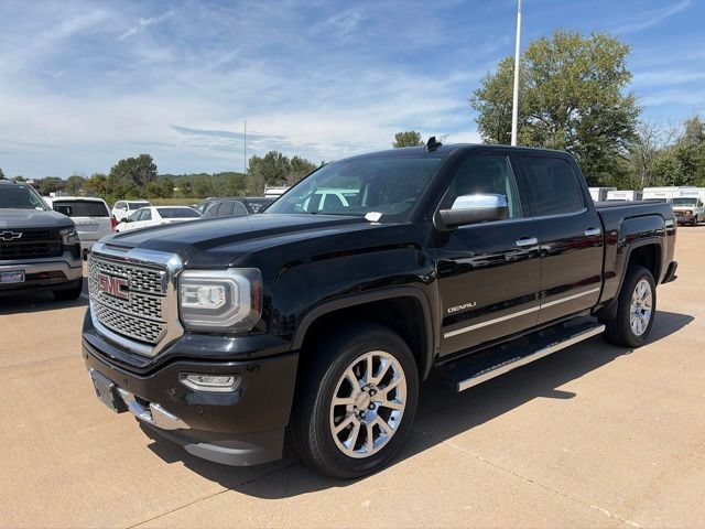 Used 2016 GMC Sierra 1500 Denali w/ Enhanced Driver Alert Package AWD/4WD image 8
