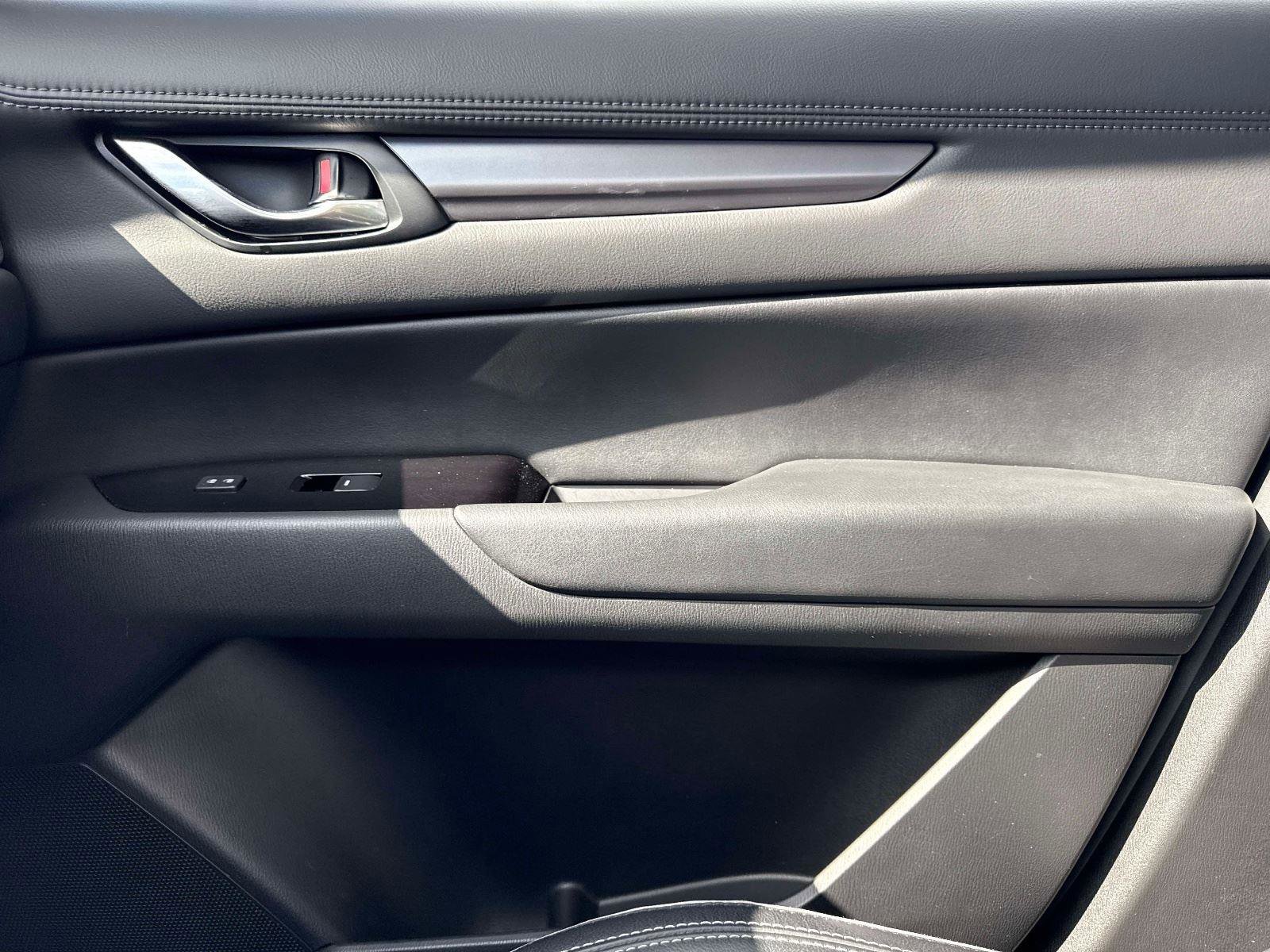 Used 2025 MAZDA CX-5 AWD 2.5 S w/ Preferred Package image 24