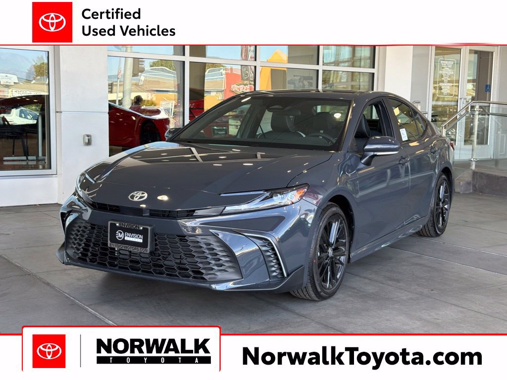Certified 2026 Toyota Camry SE FWD image 1