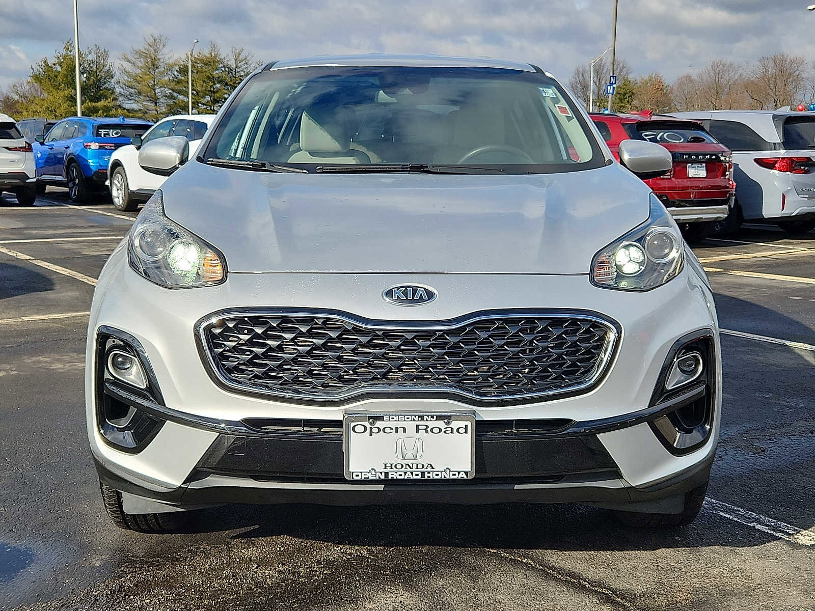 Used 2020 Kia Sportage LX image 2