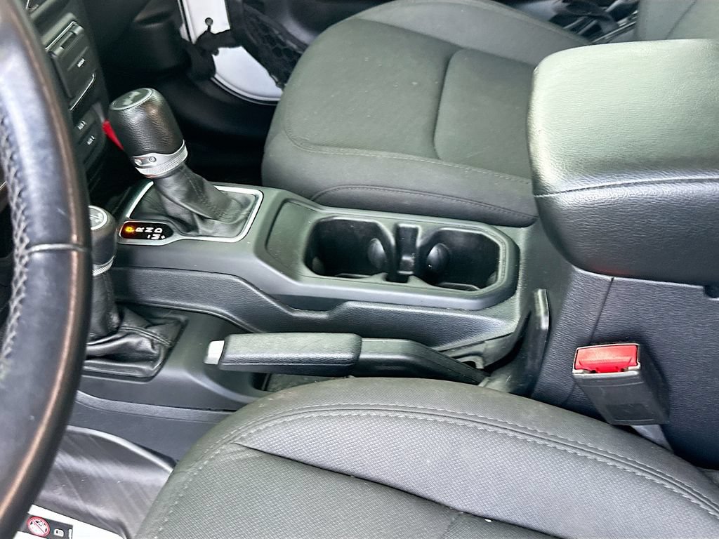 Used 2022 Jeep Wrangler Unlimited Sport AWD/4WD image 28