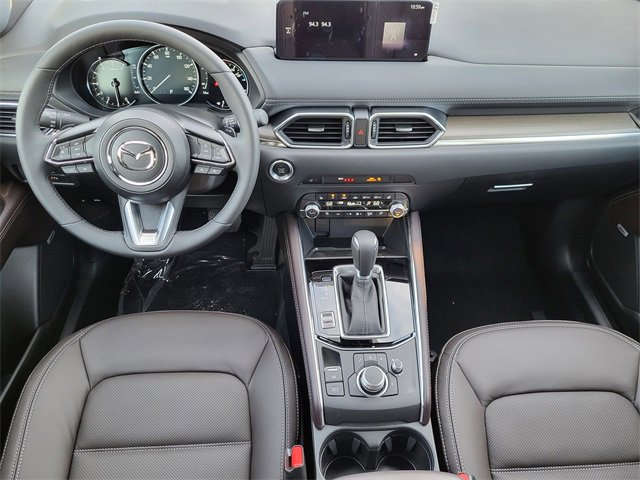 New 2025 MAZDA CX-5 Signature image 2