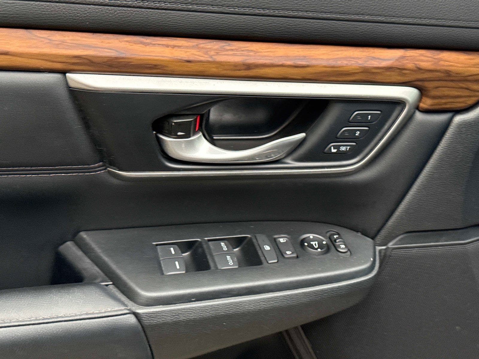 Used 2022 Honda CR-V EX-L image 19