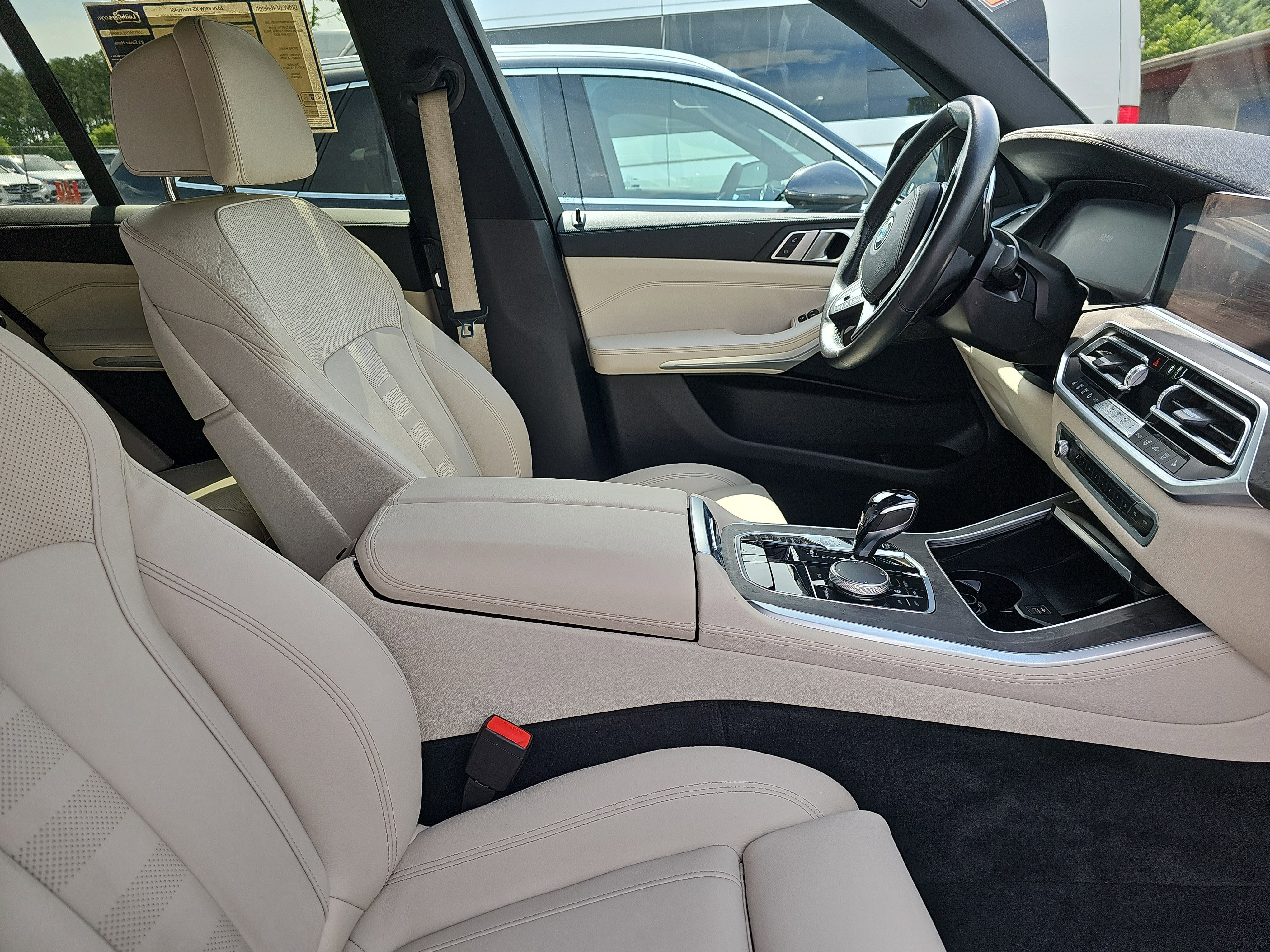 Used 2020 BMW X5 xDrive40i w/ Premium Package AWD/4WD image 10