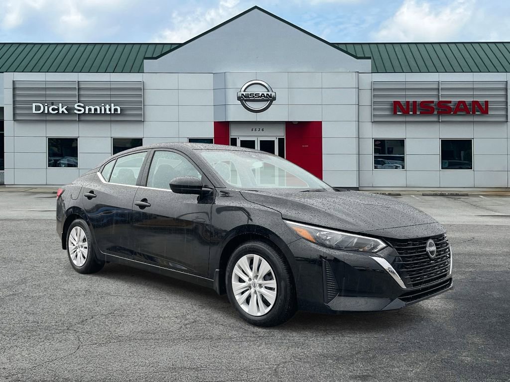 Used 2025 Nissan Sentra S video 1