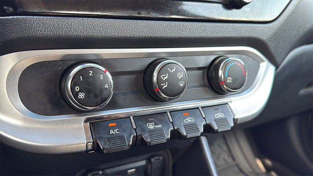 Used 2016 Kia Rio LX image 23