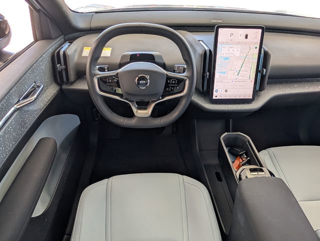 Used 2025 Volvo EX30 Ultra image 8