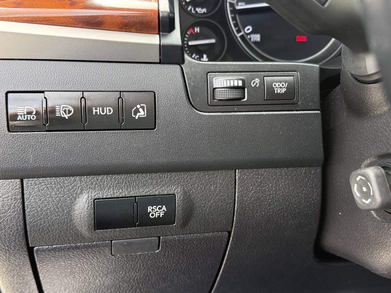 Used 2017 Lexus LX 570 4WD w/ Luxury Package image 10