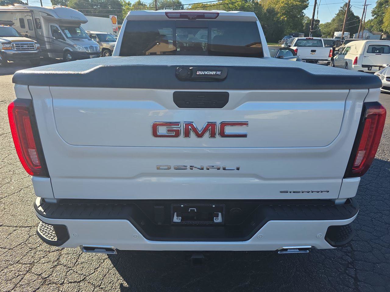 Used 2021 GMC Sierra 1500 Denali w/ Denali Ultimate Package AWD/4WD image 14