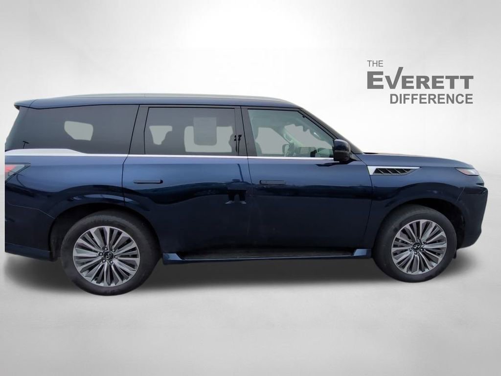 Used 2025 INFINITI QX80 Sensory image 4