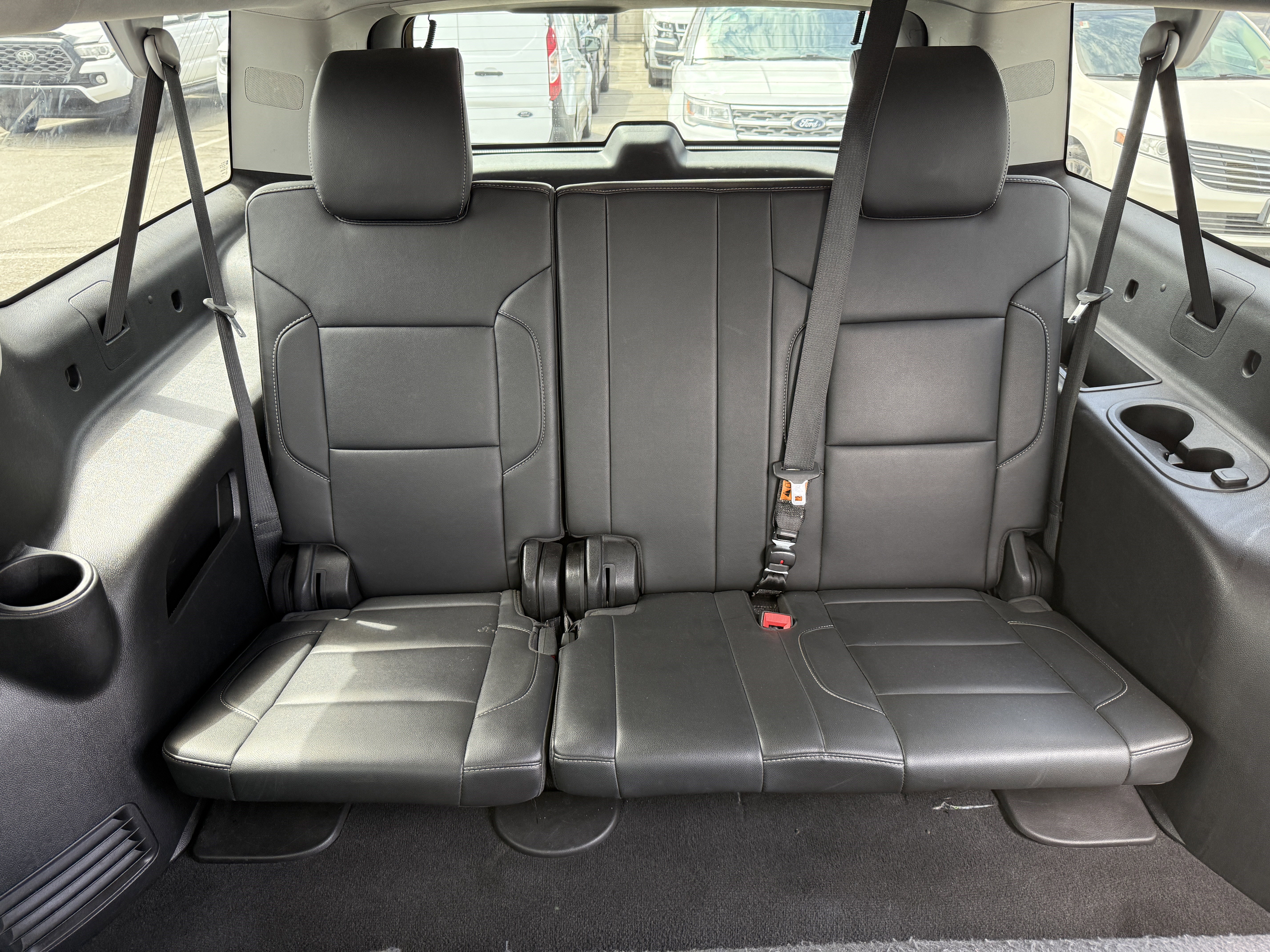 Used 2020 Chevrolet Suburban LT image 14