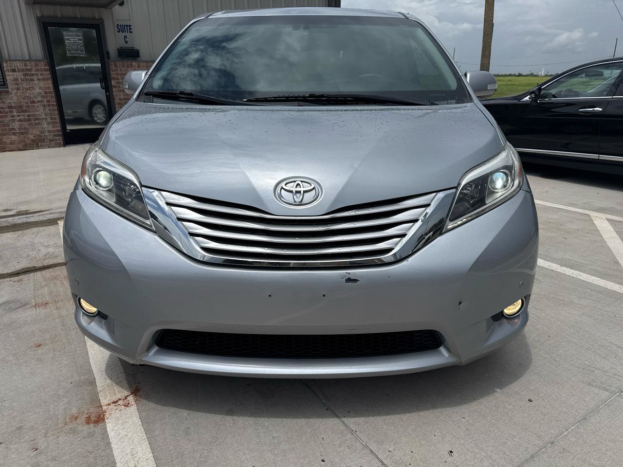 Used 2016 Toyota Sienna Limited Premium FWD image 6