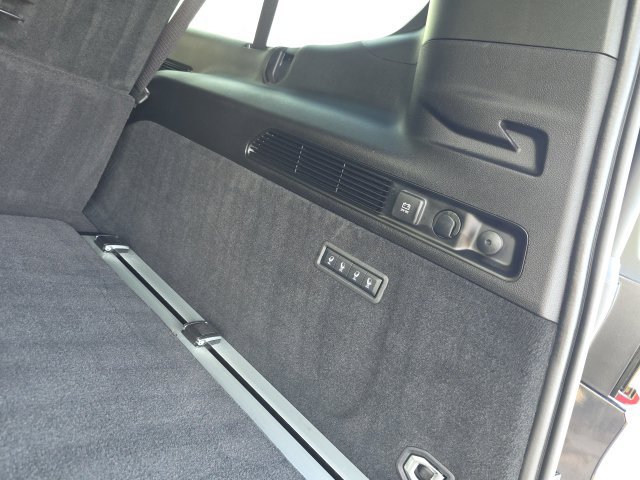Used 2025 Jeep Grand Wagoneer L Series III w/ Quick Order Packagew 28T AWD/4WD image 34