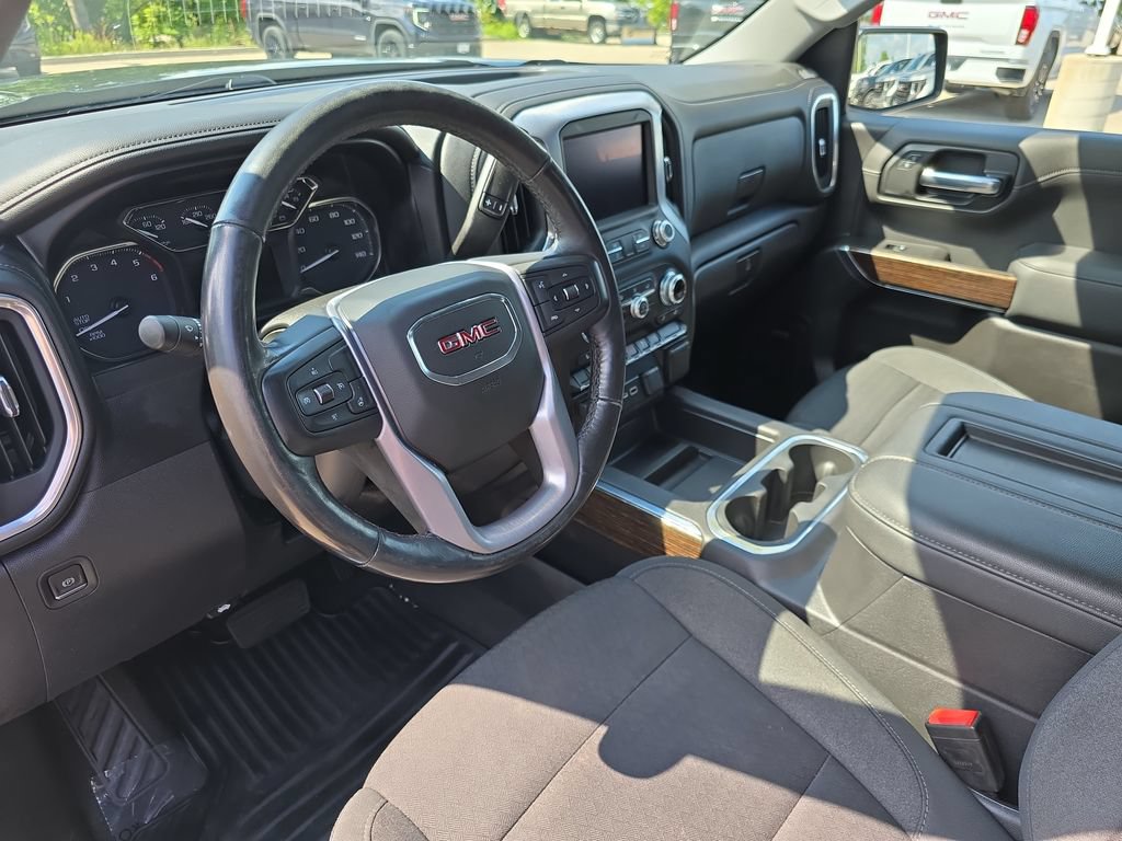 Used 2021 GMC Sierra 1500 Elevation w/ Preferred Package AWD/4WD image 16