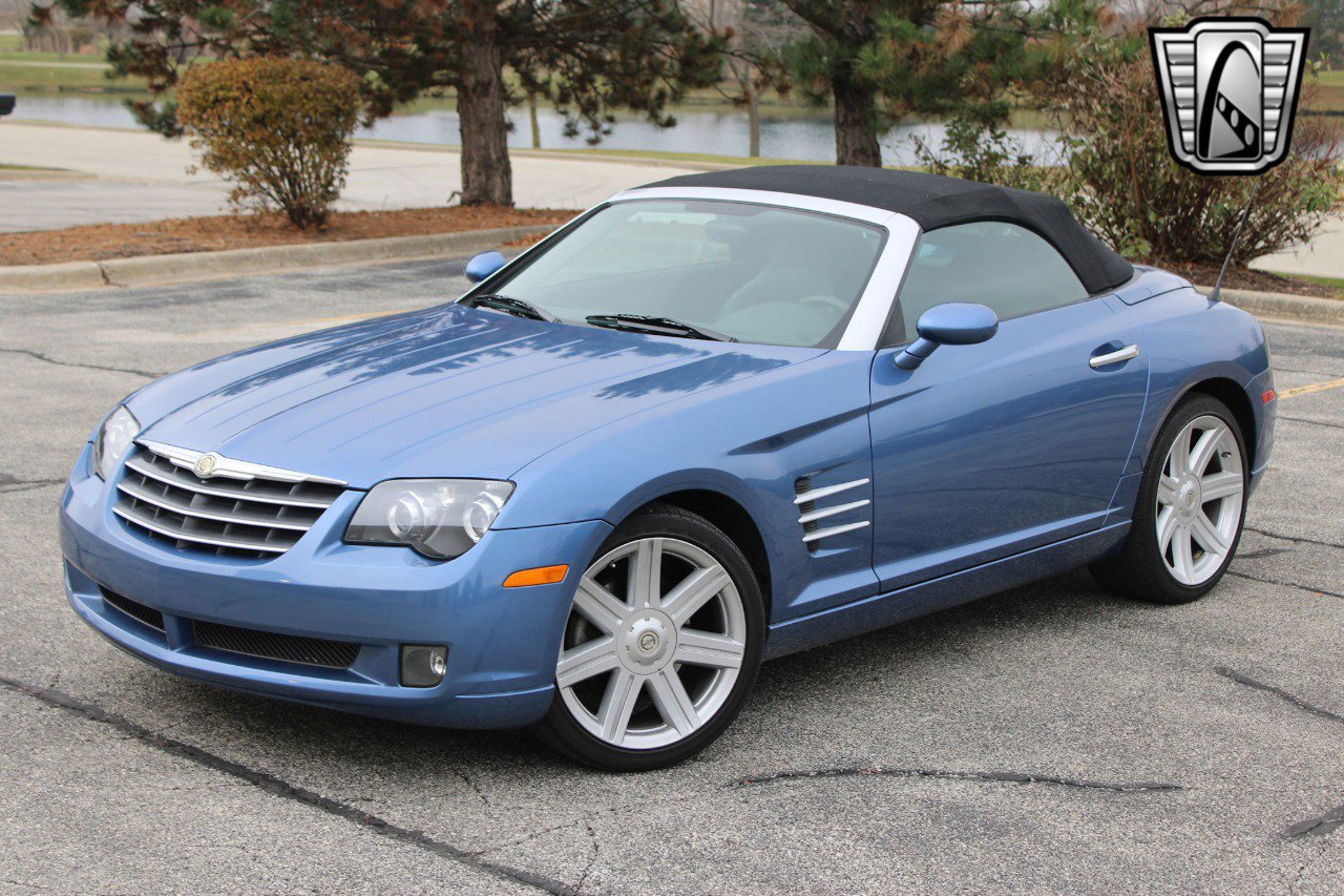 Used 2007 Chrysler Crossfire Limited image 2