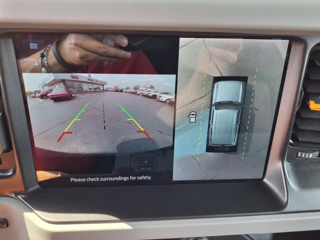 Used 2021 Ford Bronco Badlands image 19