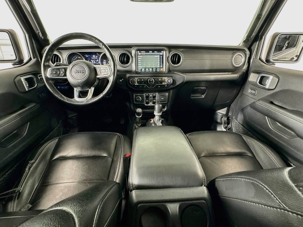 Used 2021 Jeep Wrangler Unlimited Sahara w/ Cold Weather Group AWD/4WD image 28