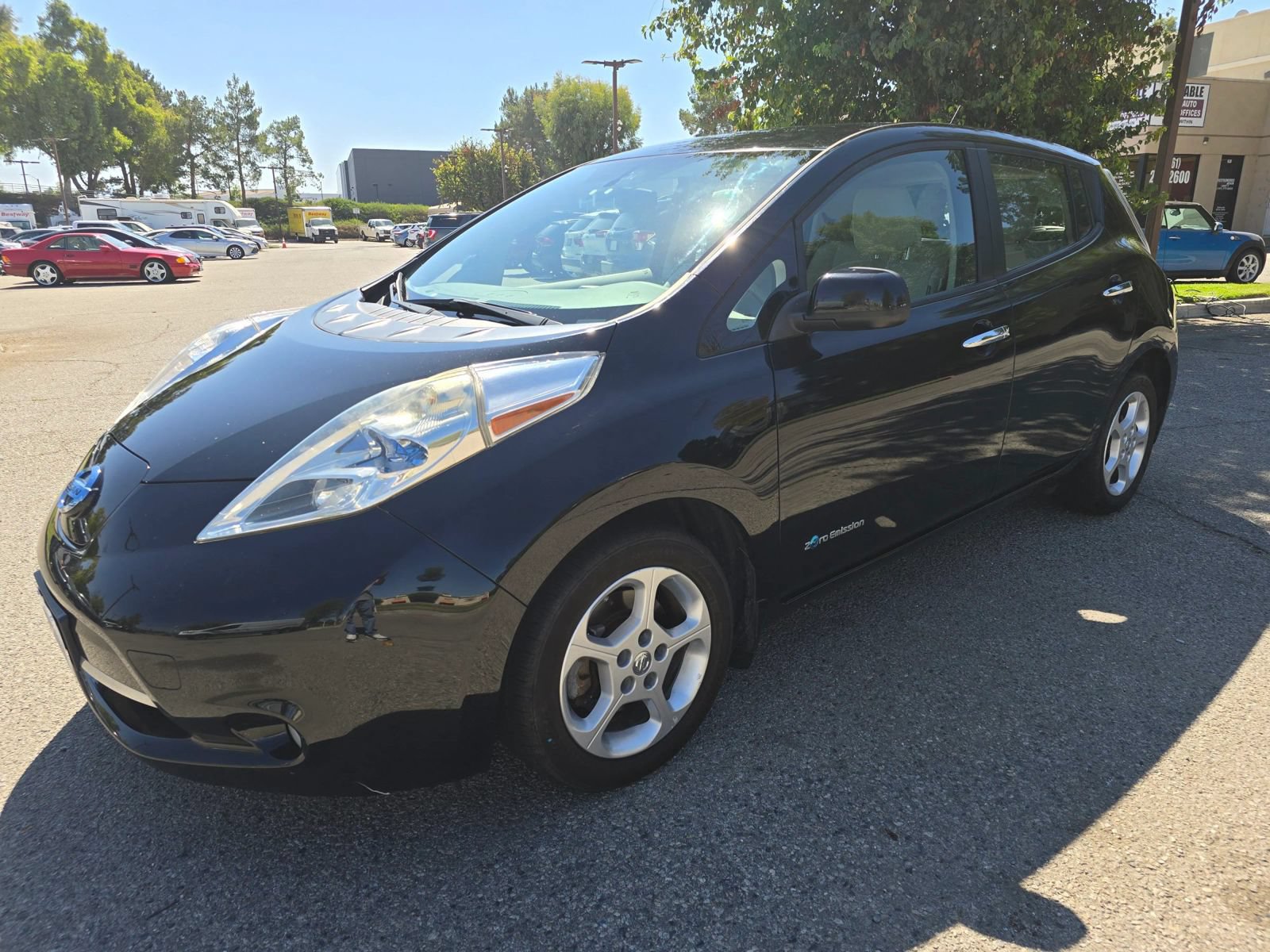 Used 2015 Nissan Leaf SV w/ LED & Quick Charge Package