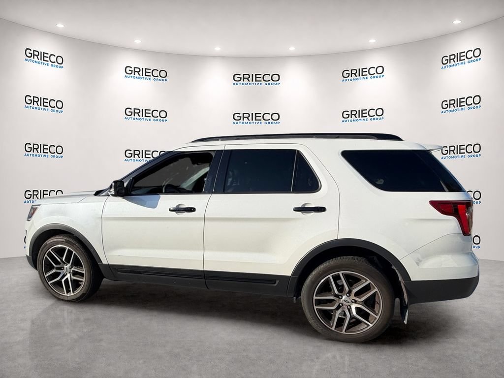 Used 2017 Ford Explorer Sport w/ Equipment Group 401A AWD/4WD image 5
