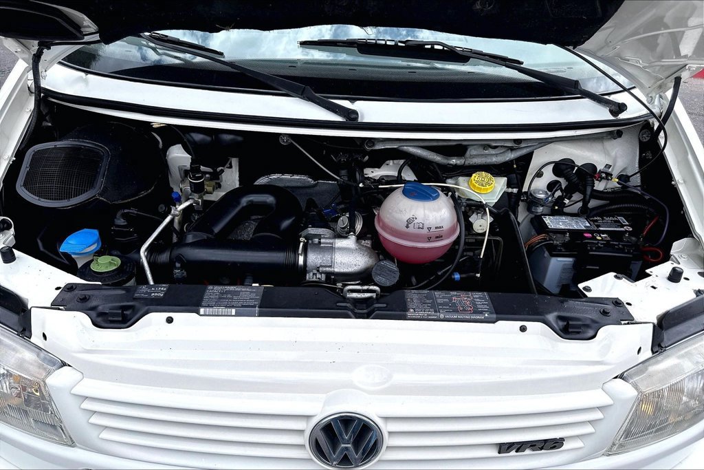 Used 1999 Volkswagen Eurovan Camper FWD image 12