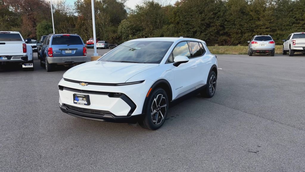 New 2026 Chevrolet Equinox EV LT image 4