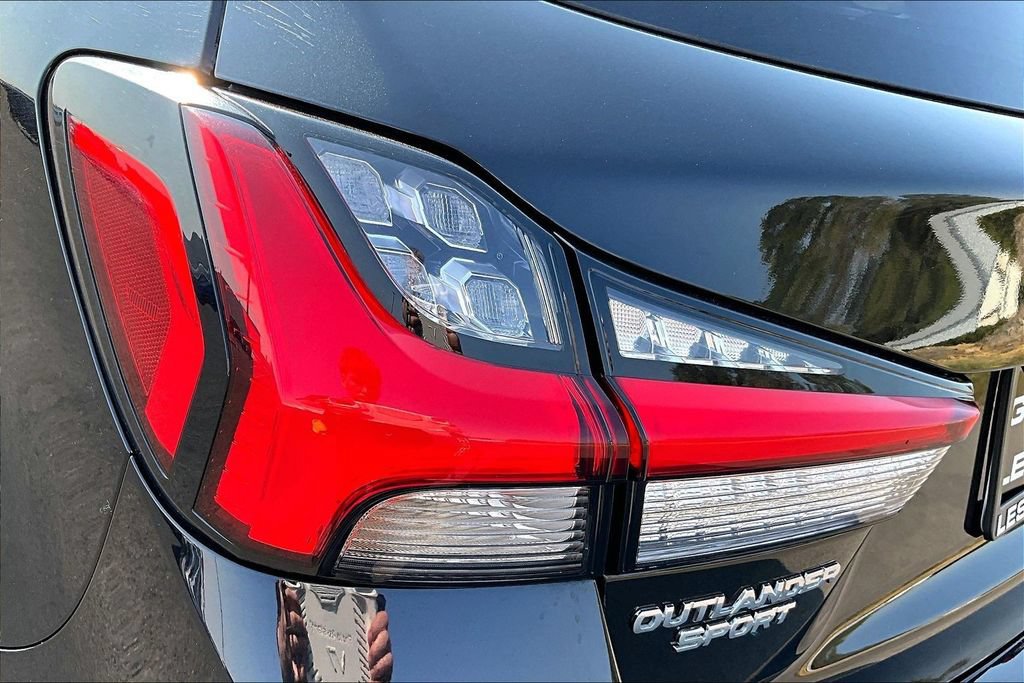 Used 2024 Mitsubishi Outlander Sport SE AWD/4WD image 29