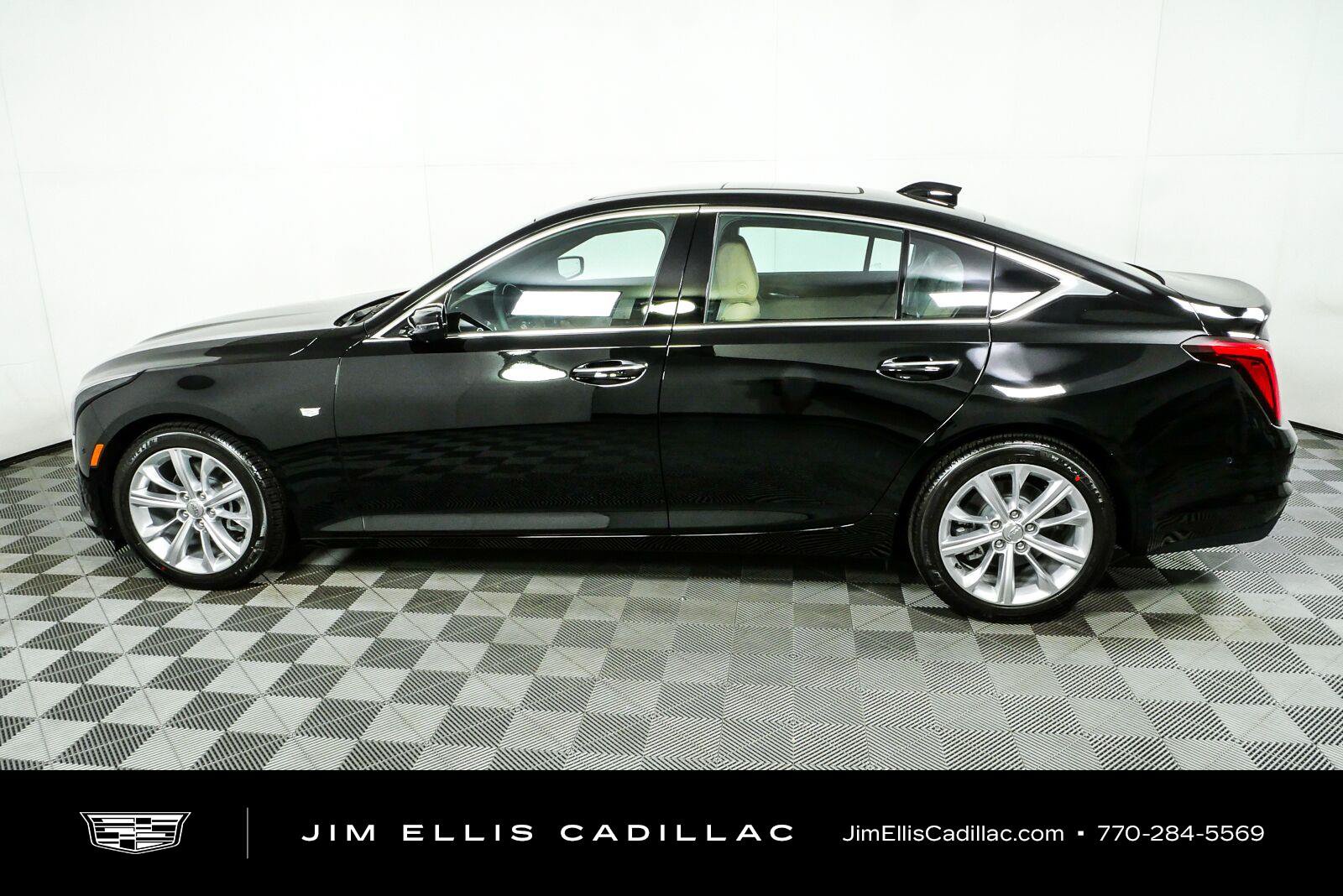 New 2026 Cadillac CT5 Premium Luxury w/ Technology Package RWD image 30